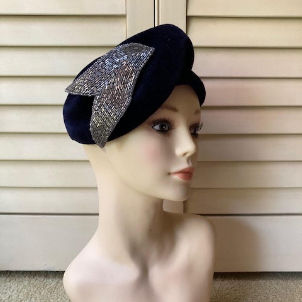 Vintage Navy Blue Carol Hat from Italy - Picture 10 of 15